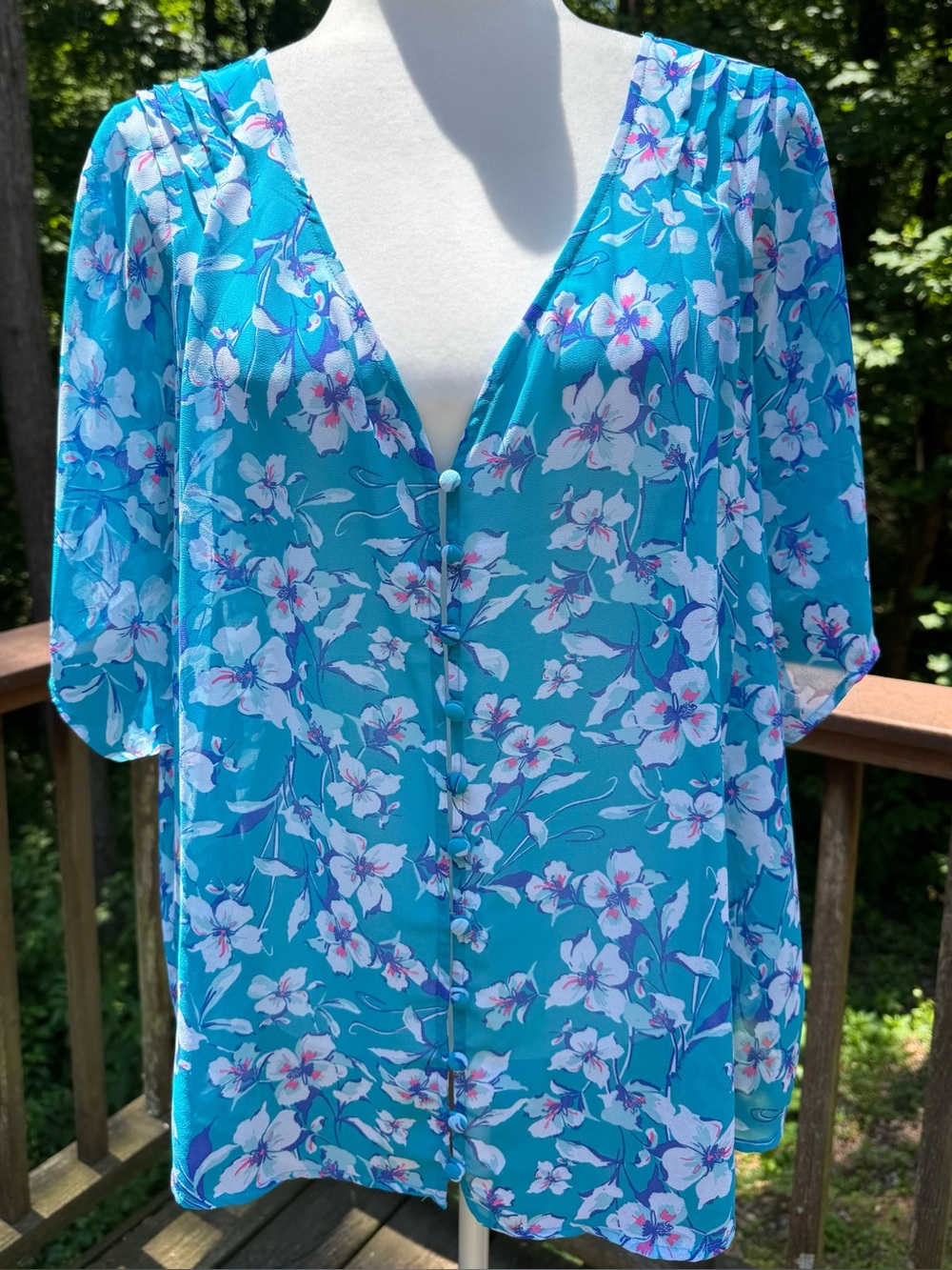 Torrid 1X Floral Chiffon Turquoise Blue Pink V-Neck Sheer Button Front Blouse SS